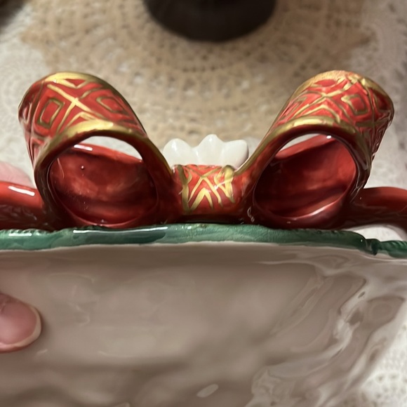 HP 🎉 Fitz and Floyd Christmas Rose bowl NWT - Picture 4 of 7